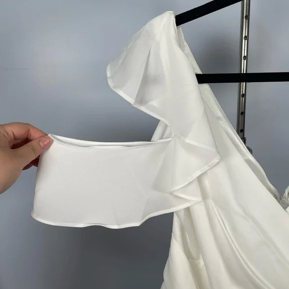 NWT City Chic White Ivory Frill Treasure Cold Shoulder Flutter Sleeve Maxi Sz 18 - Picture 7 of 9